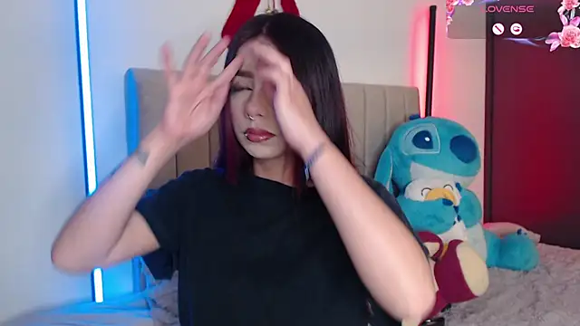 Your rosalie online show from 12-17-25, 03:23