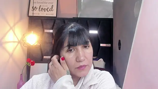 GiaFox  online show from 10-29-25, 01:13