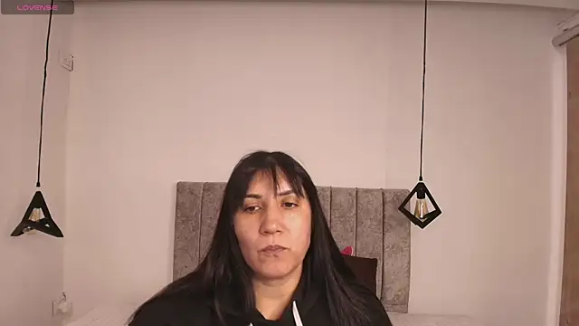 GiaFox  online show from 04-10-26, 08:13