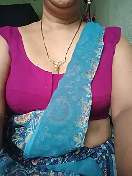 Snapshot of Rosy-B chatting on 07-16-26, 12:49 Rosy-B online show from 07-16-26, 12:49