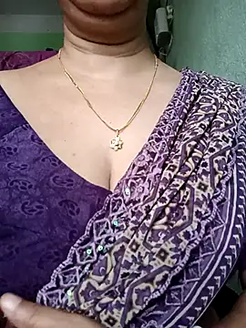 Snapshot of Rosy-B chatting on 08-02-26, 12:42 Rosy-B online show from 08-02-26, 12:42