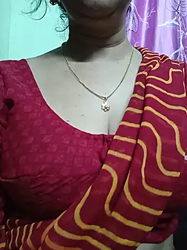 Snapshot of Rosy-B chatting on 08-03-26, 09:51 Rosy-B online show from 08-03-26, 09:51