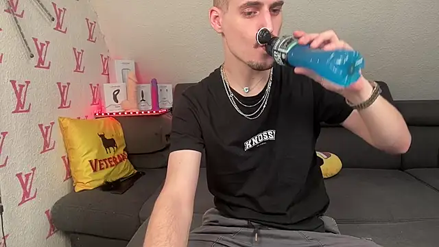 Cookieboy88 online show from 11-05-25, 08:09