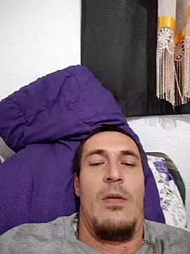 mayk18cm online show from 10-31-25, 02:51