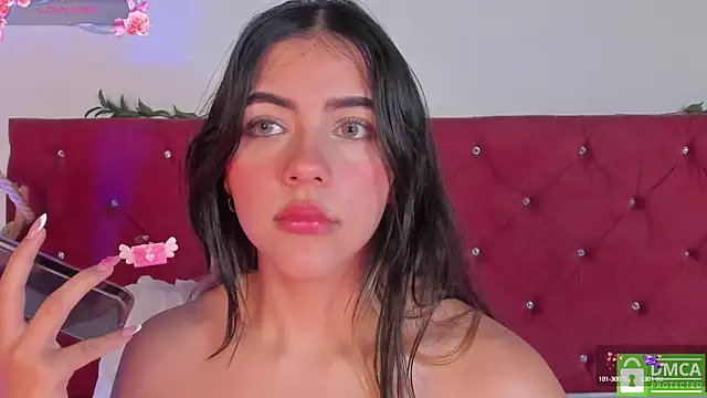 Snapshot of SofiScott_ chatting on 03-20-25, 06:42 SofiScott online show from 03-20-25, 06:42