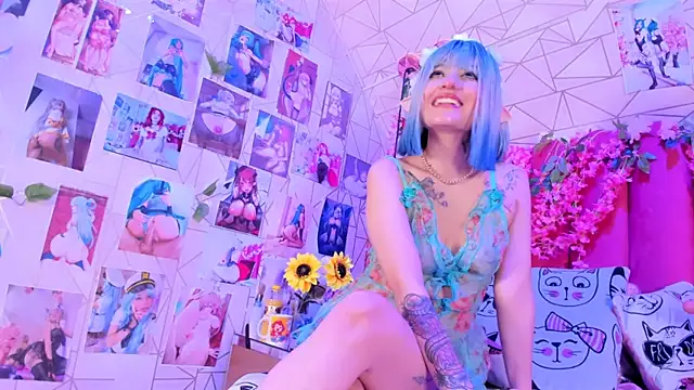 Snapshot of Alicebenett chatting on 10-12-25, 08:52 Alicebenett online show from 10-12-25, 08:52