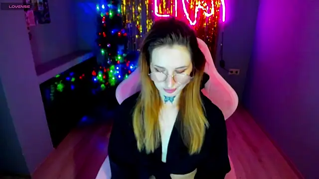 Snapshot of your_tora chatting on 01-10-25, 10:28 your tora online show from 01-10-25, 10:28