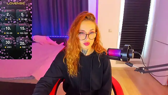 Snapshot of your_tora chatting on 10-06-25, 12:02 your tora online show from 10-06-25, 12:02