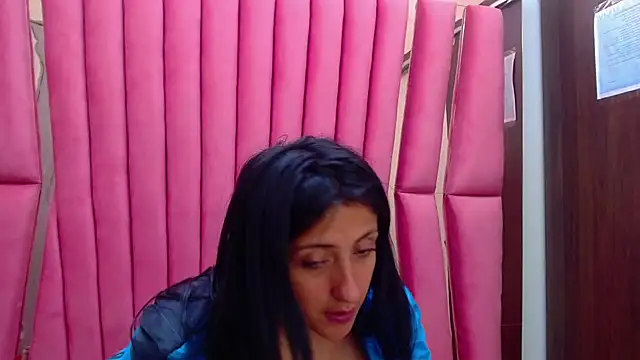 Cameron cutte online show from 12-15-24, 07:13