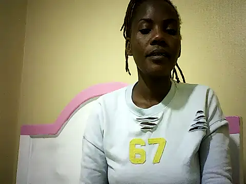 Pierra77 online show from 09-19-25, 11:11