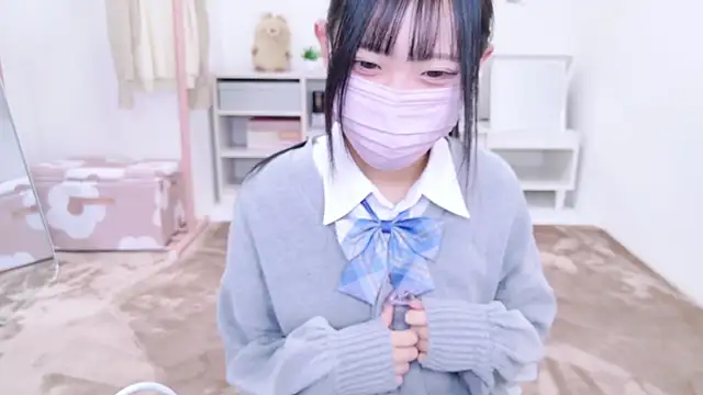 Suzu ch xx online show from 12-07-24, 04:14