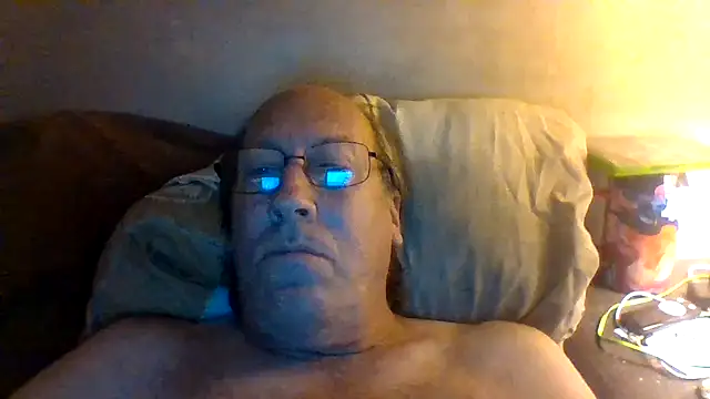 Snapshot of hornyrich69 chatting on 07-07-26, 07:09 hornyrich69 online show from 07-07-26, 07:09