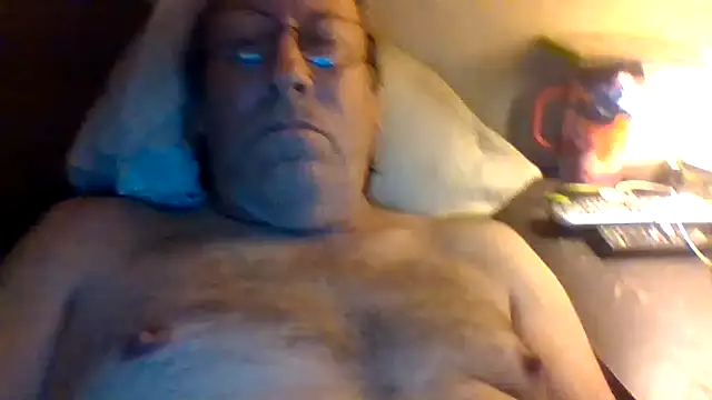 Snapshot of hornyrich69 chatting on 07-08-26, 06:51 hornyrich69 online show from 07-08-26, 06:51
