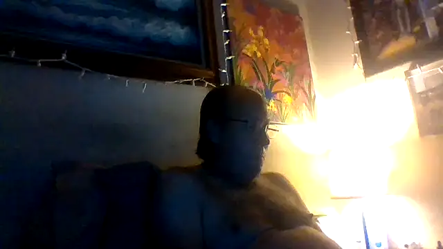 Snapshot of hornyrich69 chatting on 08-01-26, 04:12 hornyrich69 online show from 08-01-26, 04:12