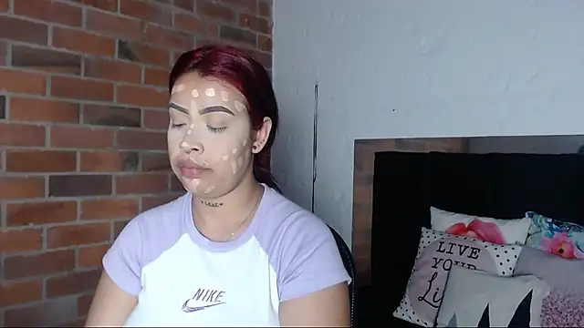 Snapshot of salome__hills1 chatting on 03-16-25, 01:17 salome hills1 online show from 03-16-25, 01:17