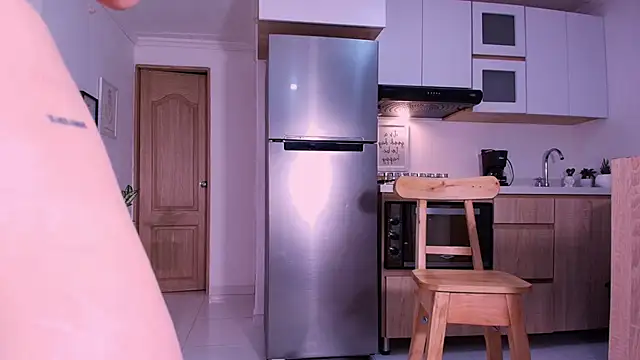 DannaHyde online show from 02-19-26, 08:49