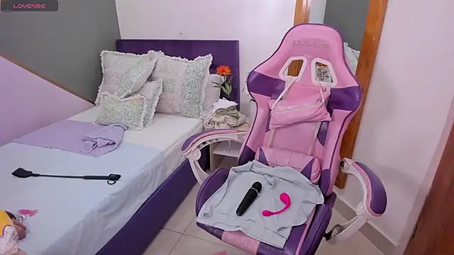 kitty kayo online show from 02-19-25, 09:28