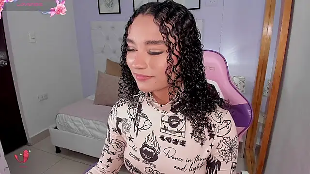 kitty kayo online show from 12-18-25, 03:23