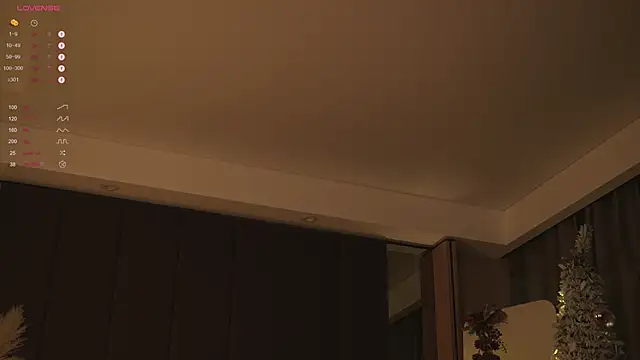 LinaKinky online show from 01-04-25, 03:17