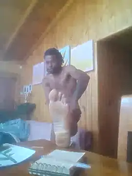 calientoboy online show from 01-13-25, 03:26