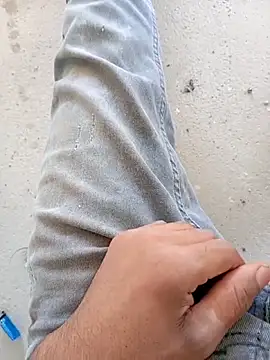 Kurtsikicixh online show from 10-17-25, 10:07