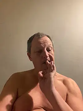 chubbybear2cum online show from 10-04-25, 11:25