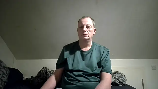 Snapshot of chubbybear2cum chatting on 12-15-25, 11:20 chubbybear2cum online show from 12-15-25, 11:20