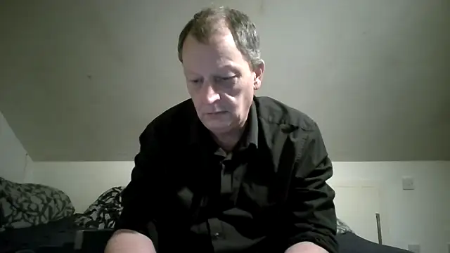 Snapshot of chubbybear2cum chatting on 02-21-26, 04:35 chubbybear2cum online show from 02-21-26, 04:35