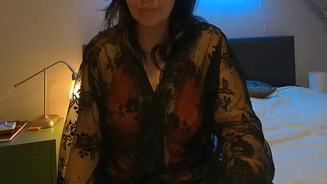 Ella Next Door online show from 02-09-25, 09:06