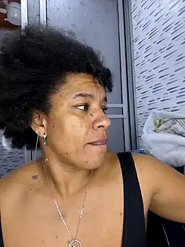 Snapshot of Selket11 chatting on 01-09-25, 09:26 Selket11 online show from 01-09-25, 09:26