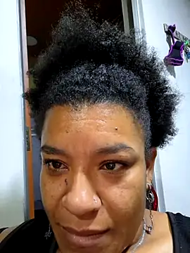 Snapshot of Selket11 chatting on 03-02-25, 09:43 Selket11 online show from 03-02-25, 09:43