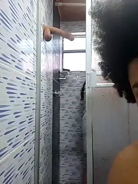 Snapshot of Selket11 chatting on 03-10-25, 01:10 Selket11 online show from 03-10-25, 01:10