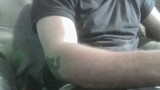 robeaulieu02 online show from 02-22-25, 08:42