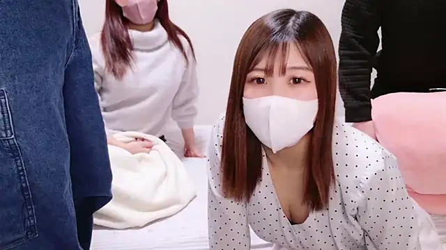 ManaMi-maru online show from 12-18-24, 01:56