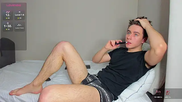 TaisonBrownX online show from 12-10-24, 07:43