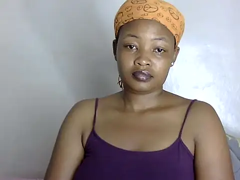 Snapshot of Q_amor2 chatting on 01-27-25, 01:59 Q amor2 online show from 01-27-25, 01:59