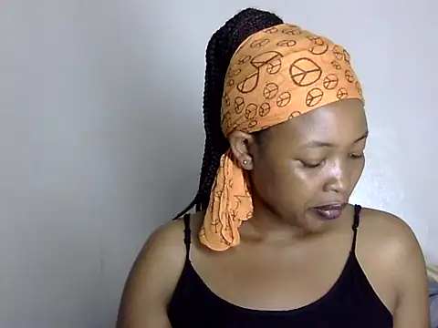 Snapshot of Q_amor2 chatting on 02-03-25, 03:49 Q amor2 online show from 02-03-25, 03:49