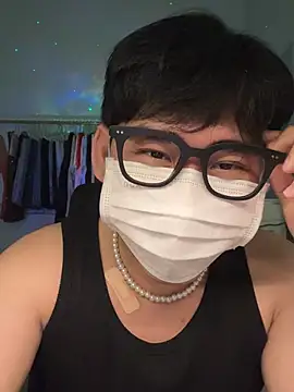 Snapshot of MinhTuanLive chatting on 03-18-25, 07:08 MinhTuanLive online show from 03-18-25, 07:08