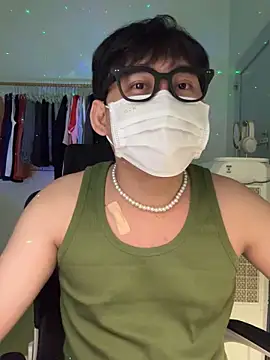 Snapshot of MinhTuanLive chatting on 03-20-25, 03:47 MinhTuanLive online show from 03-20-25, 03:47