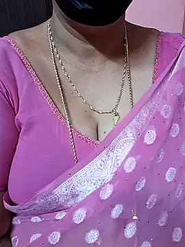 ananya956 online show from 12-17-25, 04:07