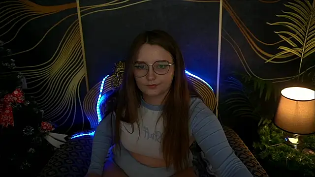 MagicPeachh  online show from 01-01-25, 03:46