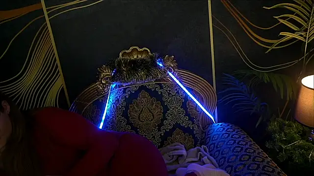 MagicPeachh  online show from 01-14-25, 04:18