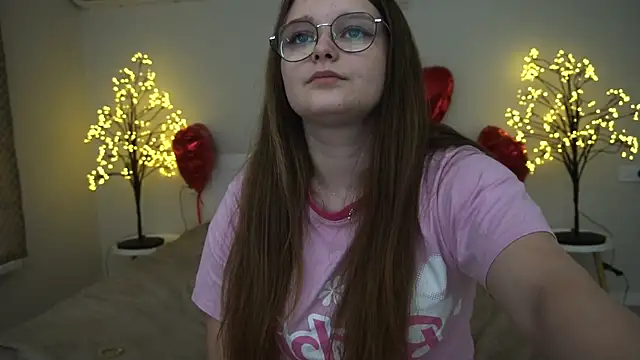 MagicPeachh  online show from 02-28-25, 09:58