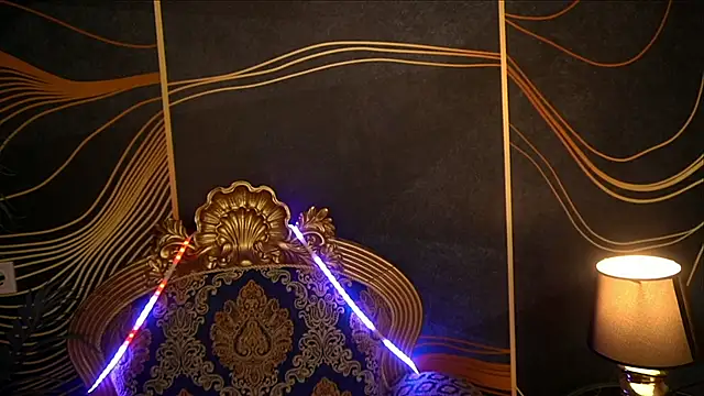 MagicPeachh  online show from 03-06-25, 06:52