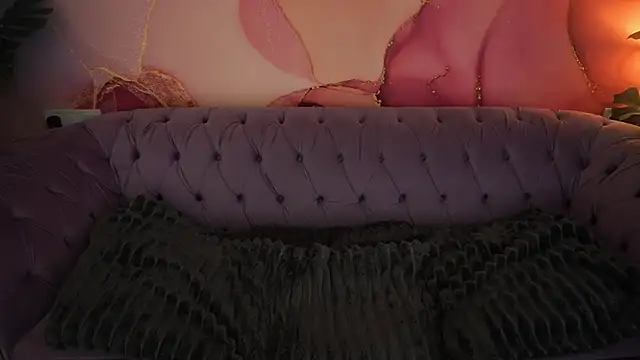 MagicPeachh  online show from 11-17-25, 01:28