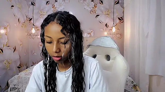 jasmin brunette  online show from 01-31-25, 01:34