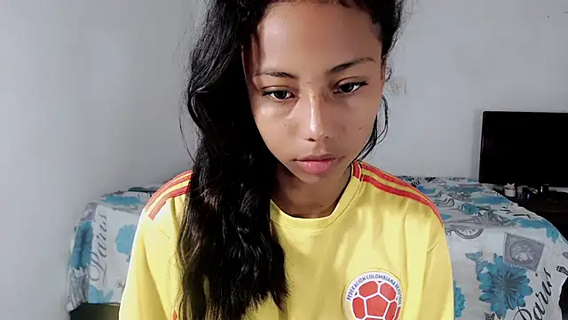 jasmin brunette  online show from 11-21-25, 12:15