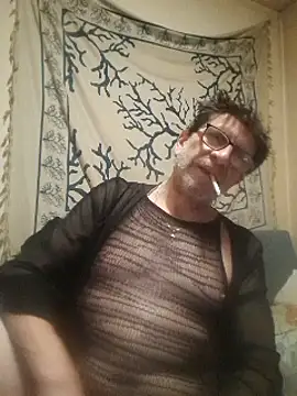 Snapshot of felice66 chatting on 03-04-25, 04:06 felice66 online show from 03-04-25, 04:06