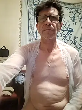 Snapshot of felice66 chatting on 09-16-25, 03:29 felice66 online show from 09-16-25, 03:29