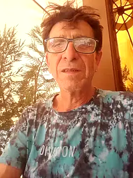 Snapshot of felice66 chatting on 09-19-25, 01:56 felice66 online show from 09-19-25, 01:56